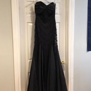 Sweat Heart strapless dress